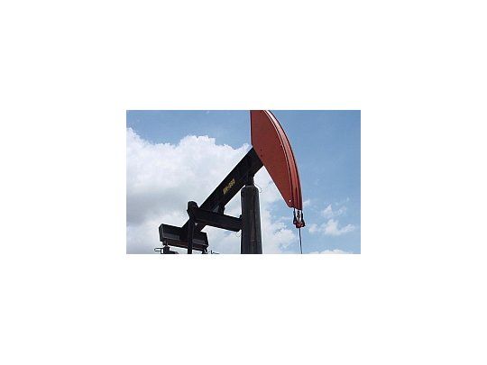 El petróleo durante 2010 ganó 15%