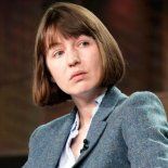 Más de 150 personalidades apoyaron a Sally Rooney tras el veto a sus libros en Reino Unido.