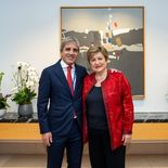 El ministro Luis Caputo y la titular del FMI, Kristalina Georgieva, finalizaron la segunda revisión del programa. El ministro Luis Caputo y la titular del FMI, Kristalina Georgieva, finalizaron la segunda revisión del programa.