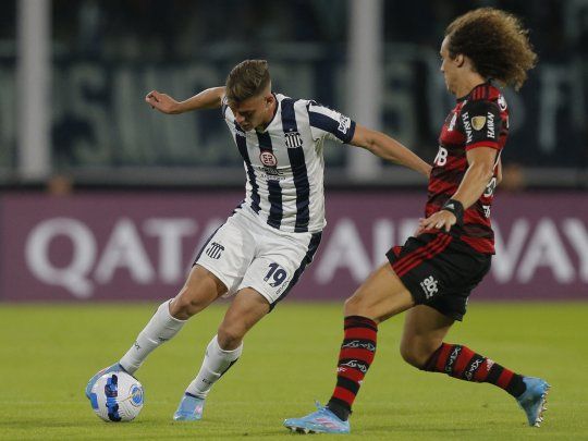 Talleres le gana a Flamengo en Córdoba.