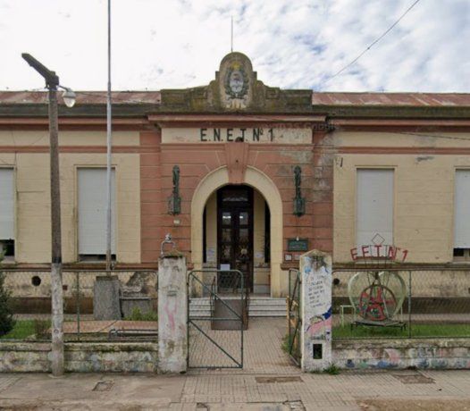 Escuela Bragado. Escuela Bragado.