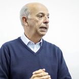 El senador del Partido Nacional, Javier García, señala que se toman decisiones que provocan “el desmantelamiento de la Armada Nacional”. El senador del Partido Nacional, Javier García, señala que se toman decisiones que provocan “el desmantelamiento de la Armada Nacional”.