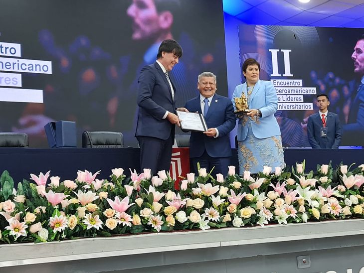 Rodolfo Vicenzi was the Argentine representative in charge of speaking about technological transformation. Rodolfo Vicenzi was the Argentine representative in charge of speaking about technological transformation.