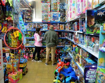 Con la mirada puesta en la campaña de Reyes Magos, la Cámara del Juguete remarcó la importancia de la compra segura. Con la mirada puesta en la campaña de Reyes Magos, la Cámara del Juguete remarcó la importancia de la compra segura.