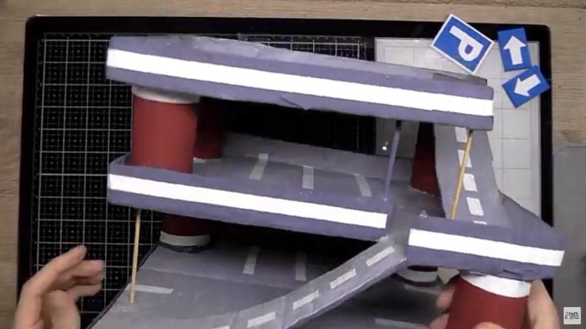 Save the cardboard boxes and toilet paper tubes: you can recycle them and make a garage for toy cars