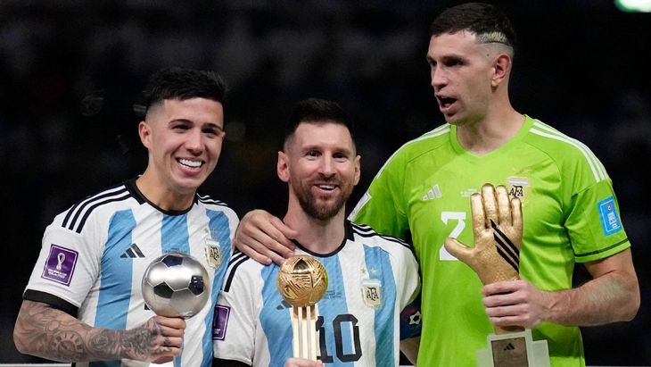 The world champions would play in the United States against Ecuador in Chicago and against Guatemala in Washington DC, prior to the Copa América. The world champions would play in the United States against Ecuador in Chicago and against Guatemala in Washington DC, prior to the Copa América.