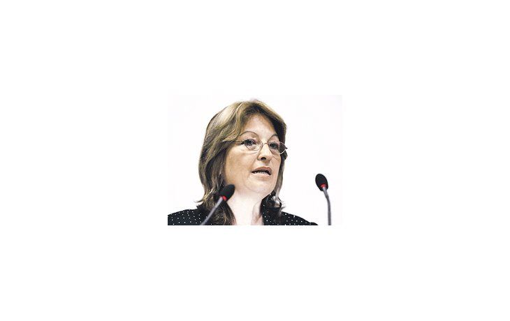 Yadira García, saliente «superministra» de Industria Básica de Cuba, es la última funcionaria del viejo equipo económico en ser removida por Raúl Castro. Actualmente se aceleran las purgas y las reformas económicas en la isla comunista.