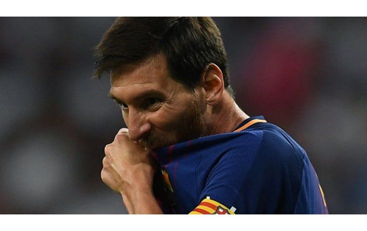 En Inglaterra aseguran que el padre de Messi negocia con Manchester City.