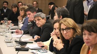 Diputados de distintos bloques de la Comisión de Acción Social y Salud Pública.