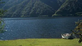 Hay lugares que no se explican con mapas: se entienden cuando el cuerpo afloja y el paisaje hace el resto. Hay lugares que no se explican con mapas: se entienden cuando el cuerpo afloja y el paisaje hace el resto.