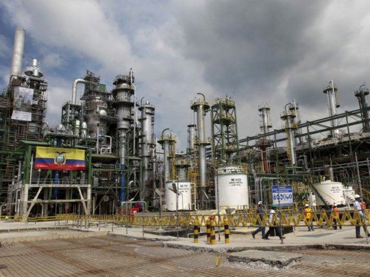 Los campos petroleros pasarán a estar bajo control militar momentáneamente.