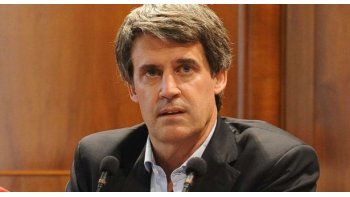 Prat Gay viaja a la cumbre del BID y luego a la del FMI