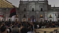 Chile: una multitud recibió a Boric en su ingreso al Palacio de La Moneda