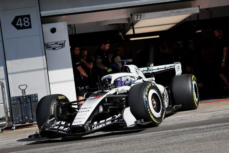 Cadillac se presentará en el Gran Premio de Austria con un nuevo suelo y chasis, para mejorar la aerodinámica del bólido. Cadillac se presentará en el Gran Premio de Austria con un nuevo suelo y chasis, para mejorar la aerodinámica del bólido.