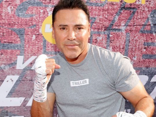 El excampeón Oscar De la Hoya volverá a subirse a un ring en mayo del 2022.