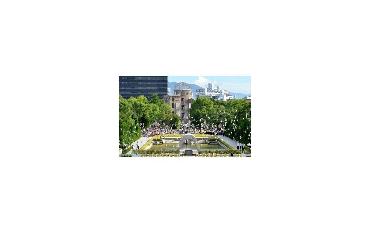 No debemos permitir que la tragedia se olvide, afirmó durante la ceremonia el primer ministro nipón, Yoshihiko Noda.