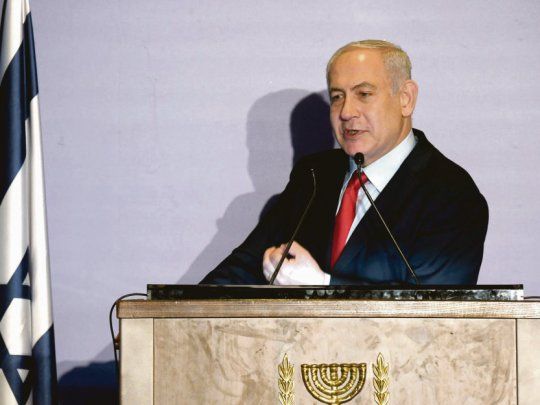 Presencia. Benjamín Netanyahu disertó ayer ante representantes de la comunidad judía de Río de Janeiro y mañana asistirá a la asunción de Jair Bolsonaro.