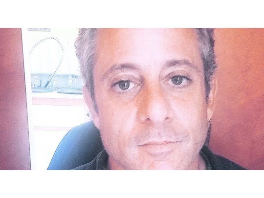 Fernández Bitar. Autor de un documental sobre el making de “Séptimo día”, y biógrafo de Soda Stereo.
