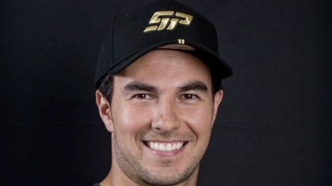 Aunque aún no es oficial, en las redes sociales comenzaron a circular modelos de gorras que usaría Checo Pérez en su retorno a la Fórmula 1 con Cadillac.