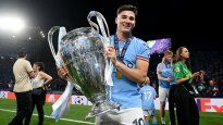 Julián Álvarez, tercer argentino en ser campeón del mundo y de la Champions League.