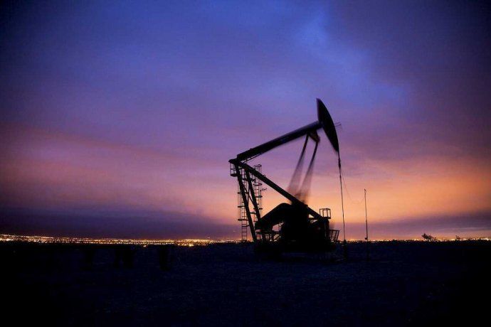 El petróleo trepa con fuerza por la menor producción del Golfo de México