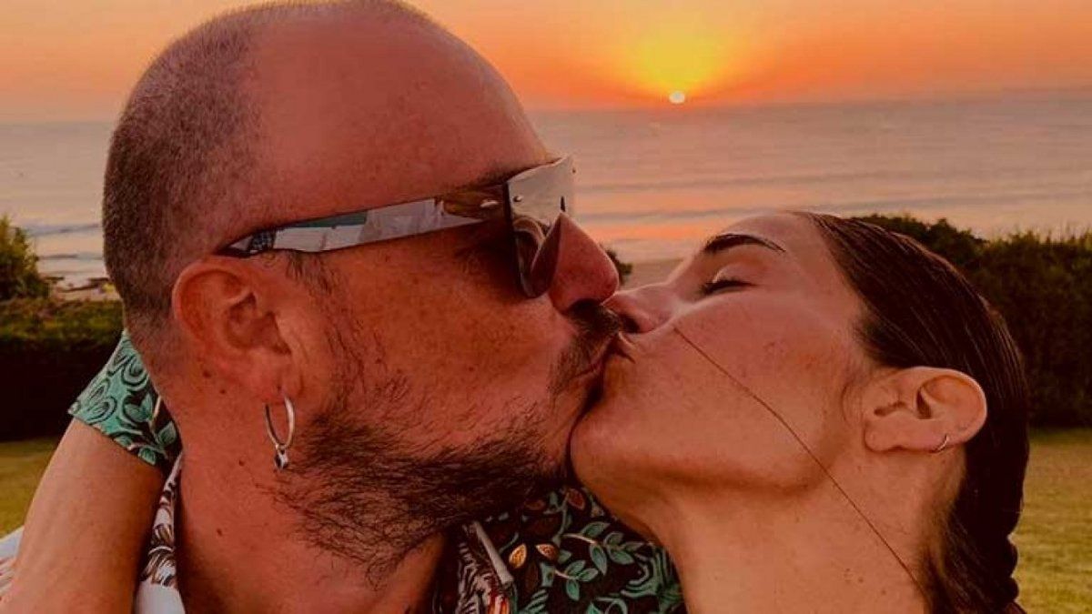 Juana Viale surprised by showing herself kissing a man who is not her current partner
