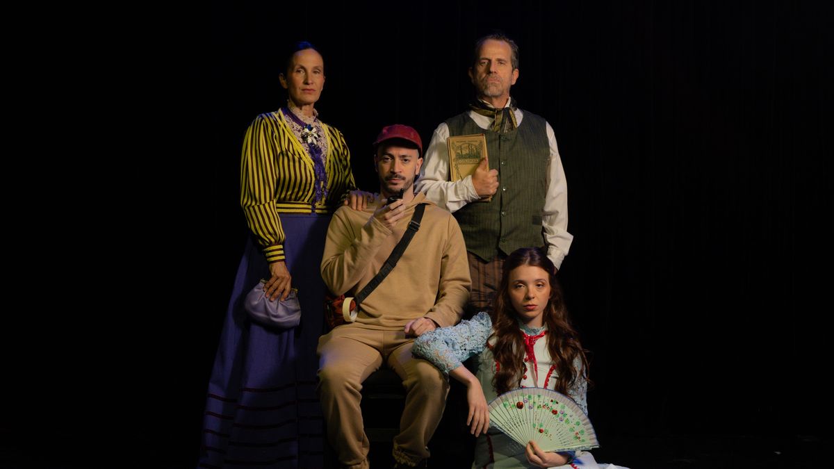 Theater as a sacred space and as a business with Riña de Egos