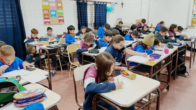 La retención escolar es un desafío que requiere un enfoque multidimensional y colaborativo