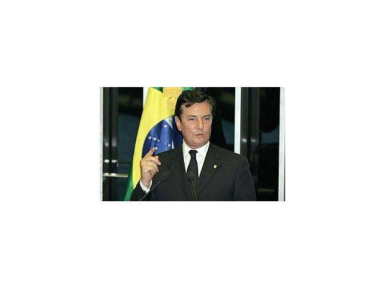 El expresidente brasileño Fernando Collor de Mello realizaba sacrificios de animales contra sus rivales, según lo denunció su exesposa.