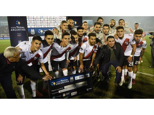 River no la pasó bien el primer tiempo, pero en el inicio del complemento liquidó la historia (Foto: Twitter oficial de River).