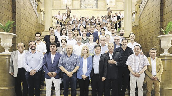 cumbre. Los intendentes electos escucharon la prédica de Kicillof respecto a cómo se integran los recursos de la Provincia.