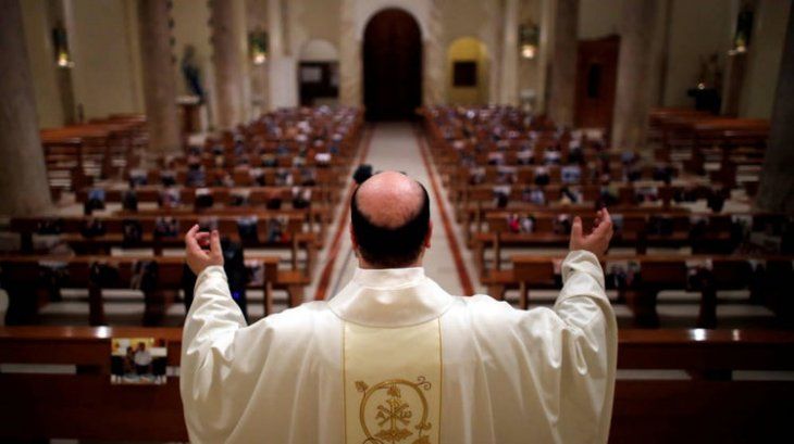 Igelisas vacías durante la Pascua como consecuencia del coronavirus. Igelisas vacías durante la Pascua como consecuencia del coronavirus.