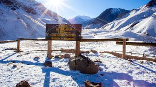 El hombre perdió la conciencia a pocos metros de la cumbre y falleció.