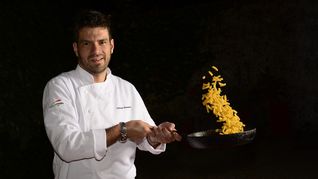 Leonardo Fumarola comanda la cocina de L´Adesso. Leonardo Fumarola comanda la cocina de L´Adesso.