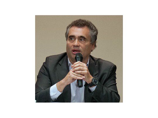 Alejandro Vanoli.