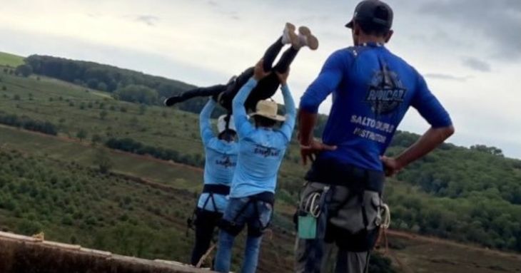 El juez Paulo Henrique Stahlberg Natal dispuso la detención de Luis Felipe Feliciano Egoroff, Vitor de Freitas Gonçalves y Maicon Fernandes Cintra, imputados por homicidio con dolo eventual, al considerar que asumieron el riesgo de provocar una tragedia al omitir medidas básicas de seguridad. El juez Paulo Henrique Stahlberg Natal dispuso la detención de Luis Felipe Feliciano Egoroff, Vitor de Freitas Gonçalves y Maicon Fernandes Cintra, imputados por homicidio con dolo eventual, al considerar que asumieron el riesgo de provocar una tragedia al omitir medidas básicas de seguridad.