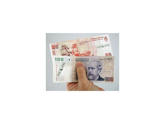 Los billetes recibidos en bancos de Gualeguaychú que serán sacados de circulación.