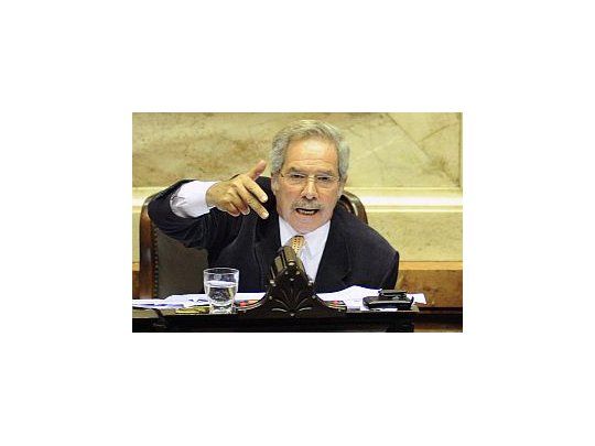Felipe Solá