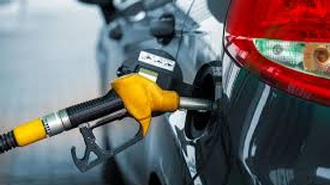 Anuncio de Claudia Sheinbaum y la CFE por posible aumento de gasolina.