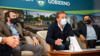 El gobernador Rodolfo Suárez analiza volver a la fase 1.