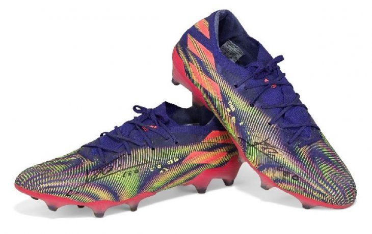 ámbito.com | botines messi.jpg