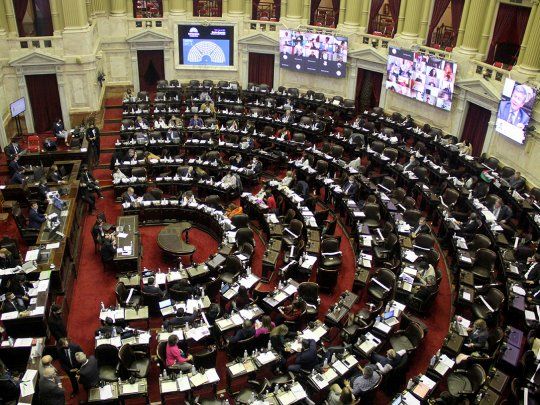 preparación. El oficialismo diagramó una agenda provisoria por la ley pandémica pero no iría al recinto por esa iniciativa, sino para reanudar su última sesión -fue a cuarto intermedio- y sancionar el Consenso Fiscal.