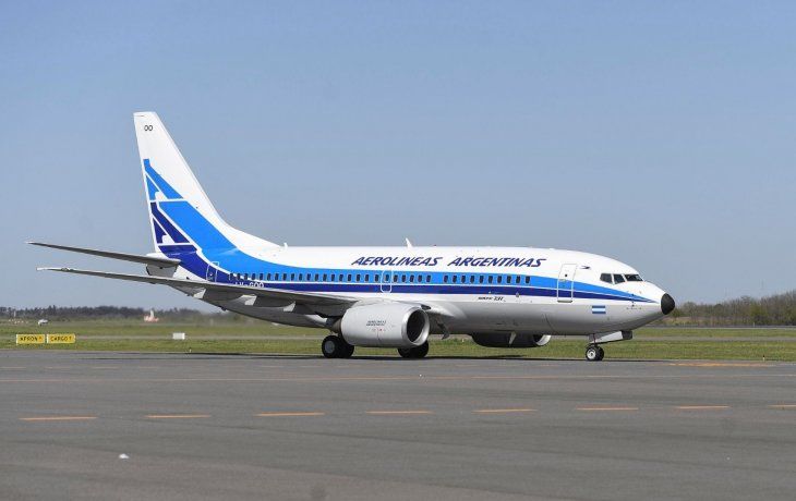aerolineas traslada parte de sus vuelos de aeroparque a ezeiza por contagios en el personal