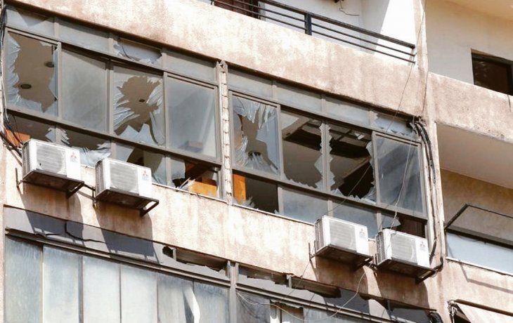 daños. Un drone kamikaze explotó en las inmediaciones del edificio de prensa del grupo Hizbulá en Beirut.