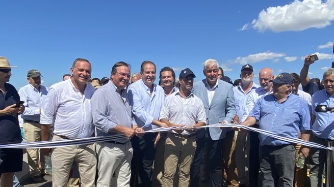El presidente uruguayo Lacalle Pou participó de la inauguración de nuevas obras de infraestructura.