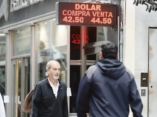 dolar casa de cambio.jpg