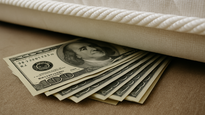 ámbito.com | dólares debajo del colchón - imagen creada con IA.png