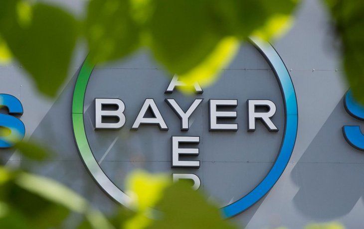condenan a bayer por un herbicida y sus acciones bajaron 9,6%