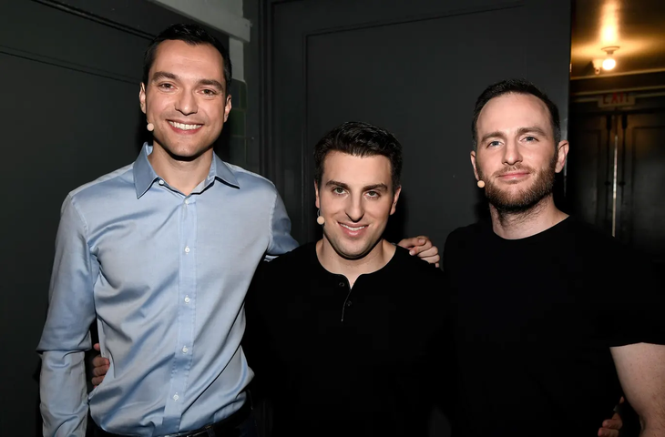 Nathan Blecharczyk, Brian Chesky y Joe Gebbia. Nathan Blecharczyk, Brian Chesky y Joe Gebbia.