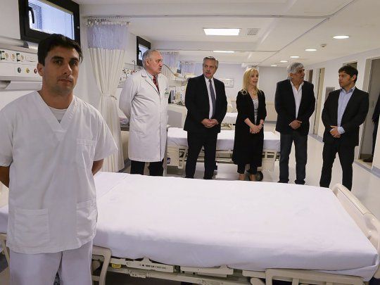 El presidente Alberto Fernández recorrió el sanatorio Antártida, que pertenece al gremio camionero, y dispone de 330 camas de alta complejidad y que durante la pandemia del coronavirus será utilizado por pacientes de la provincia de Buenos Aires.
